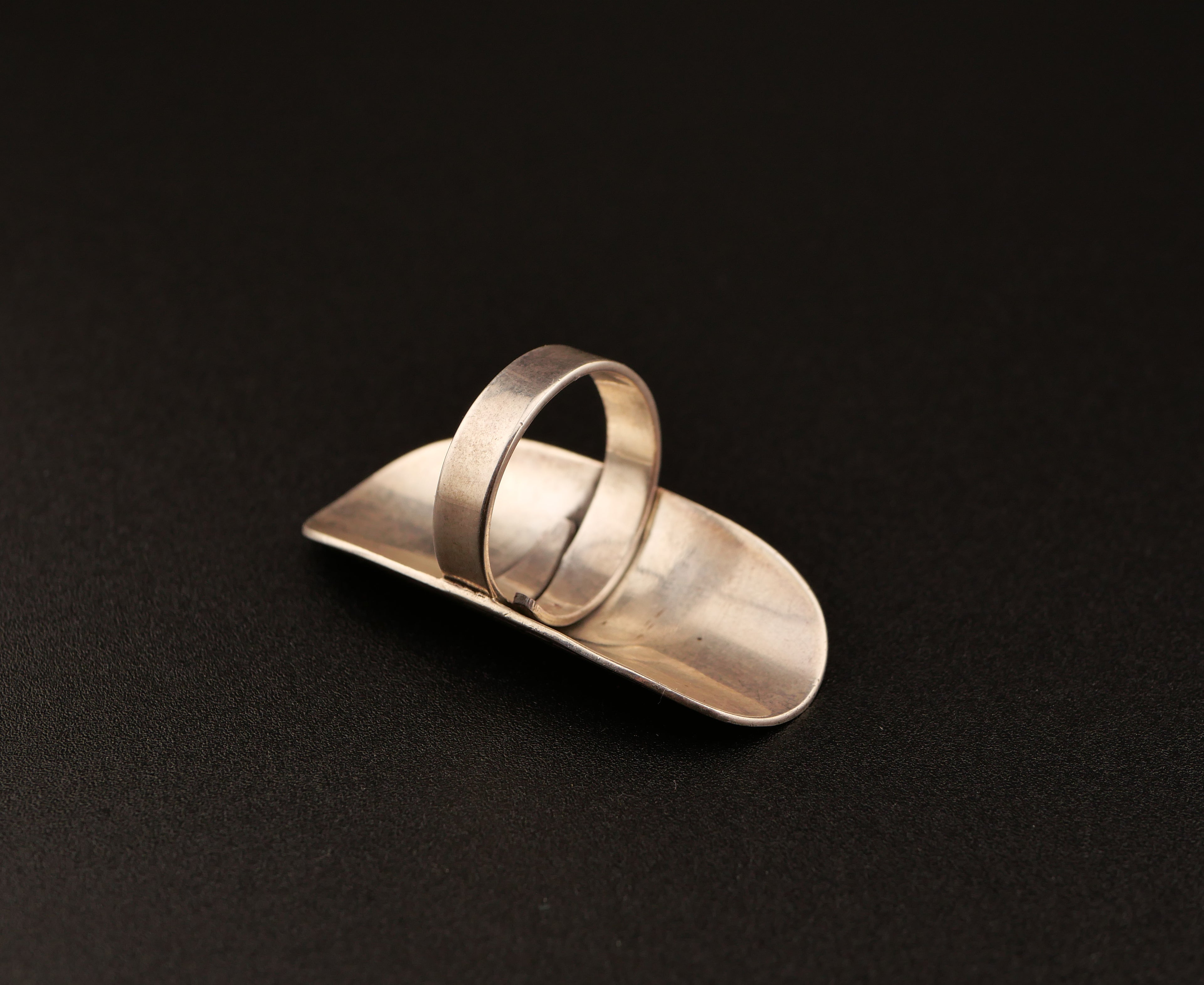 La bague HINA