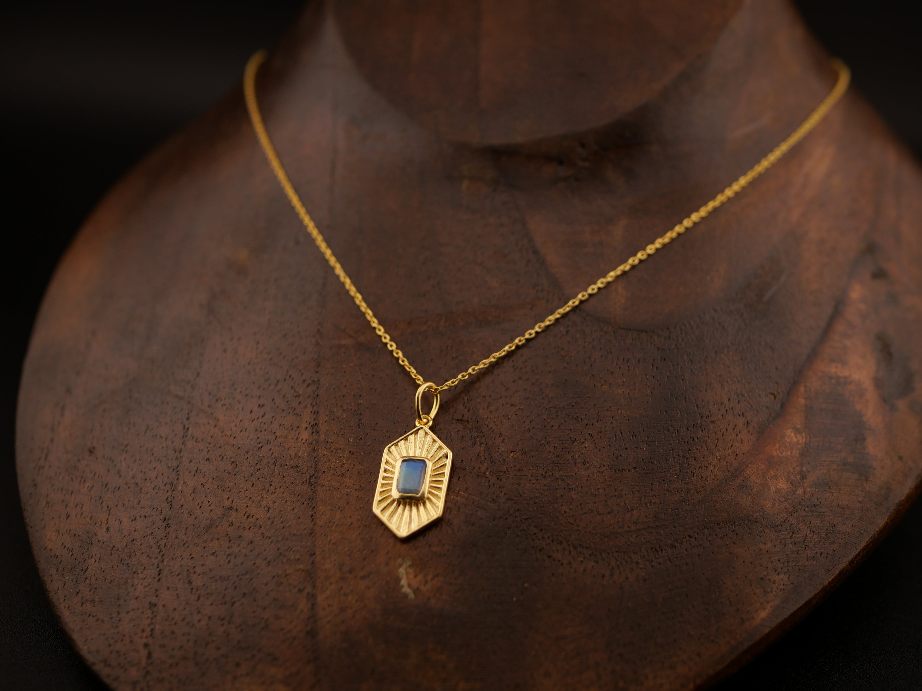 Le Collier SOLEN