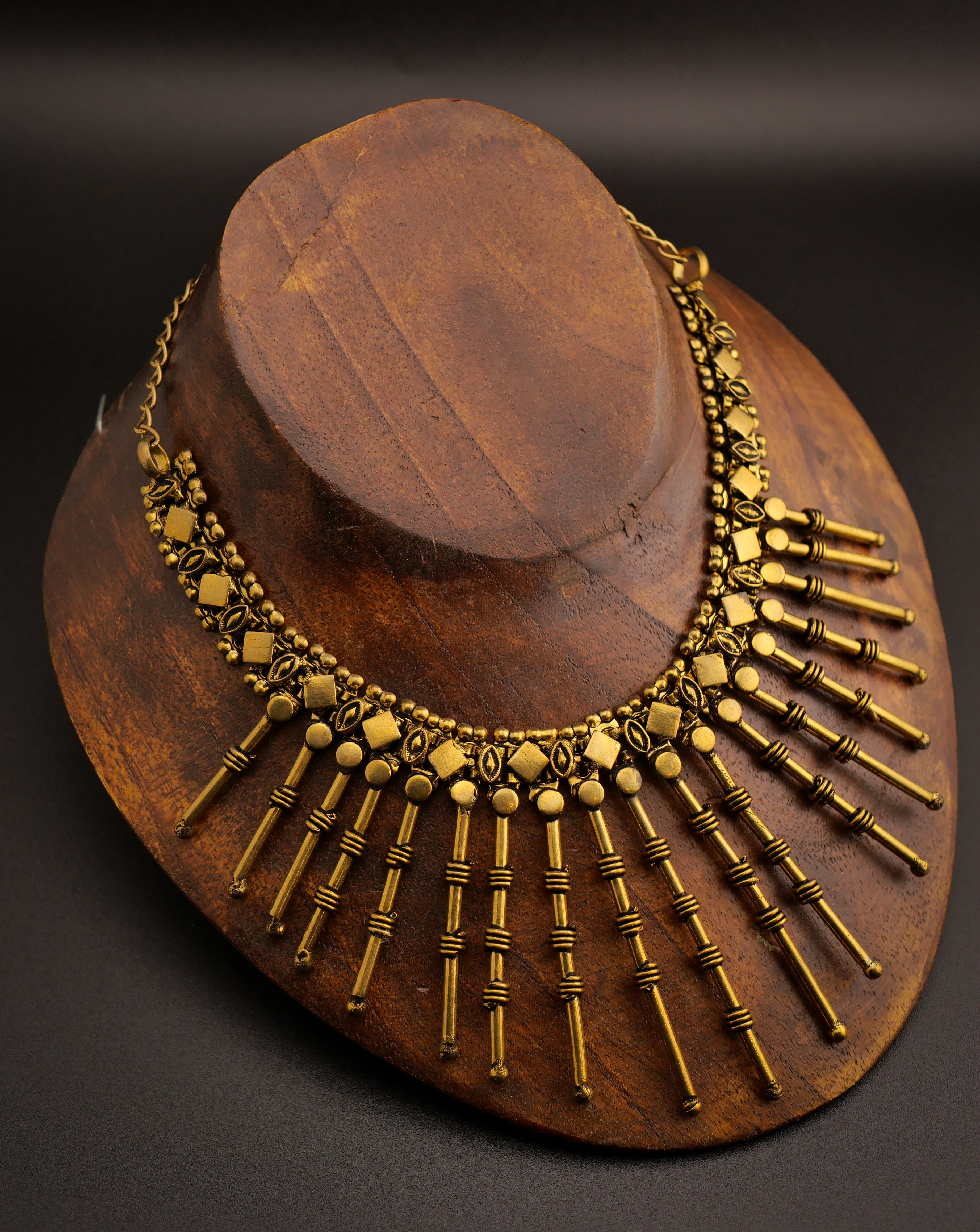 Le Collier TALIS
