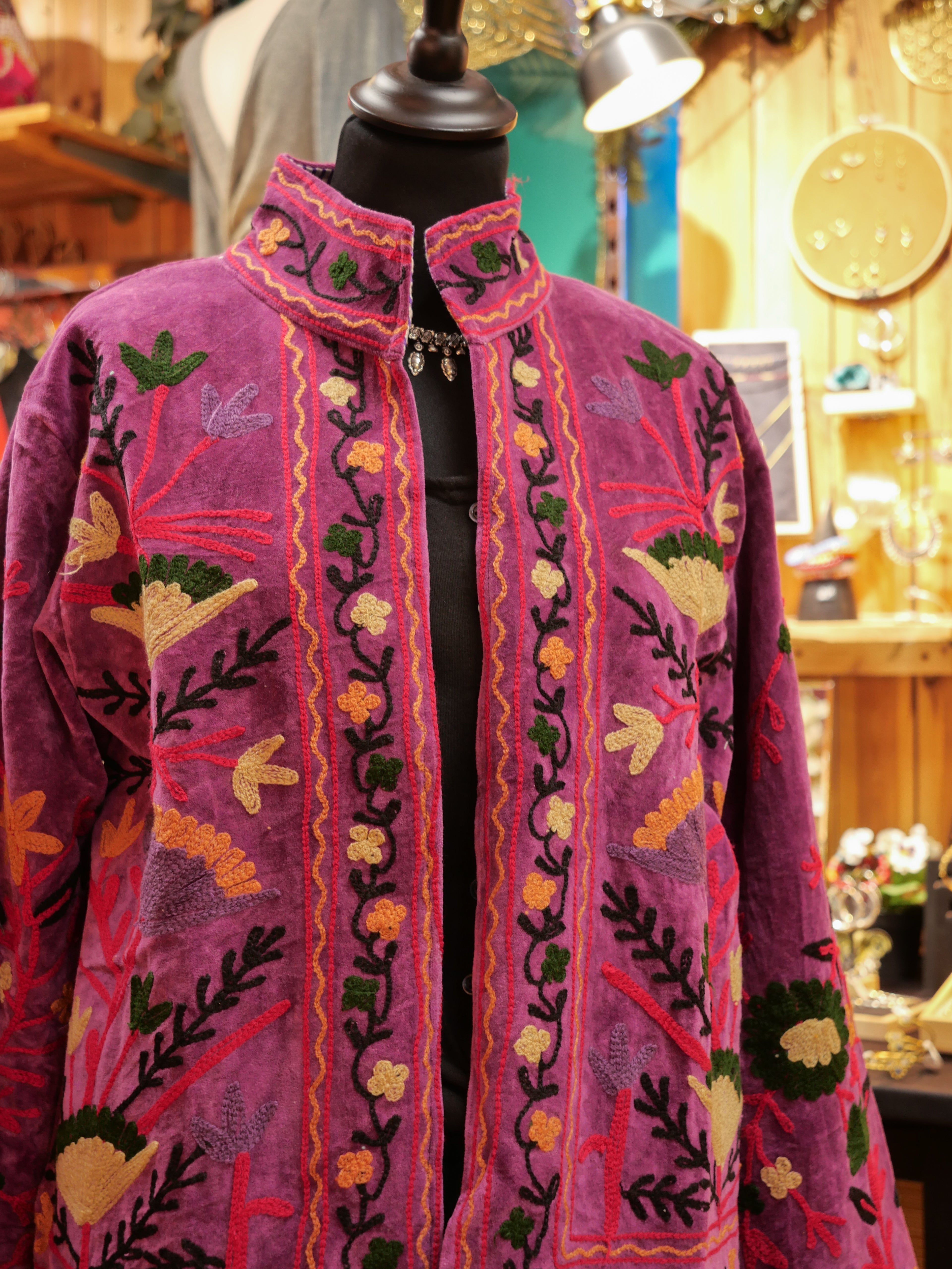 La Veste brodée NÉRU - Magenta