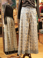 Le Pantalon BLOCK imprimé NIRVA