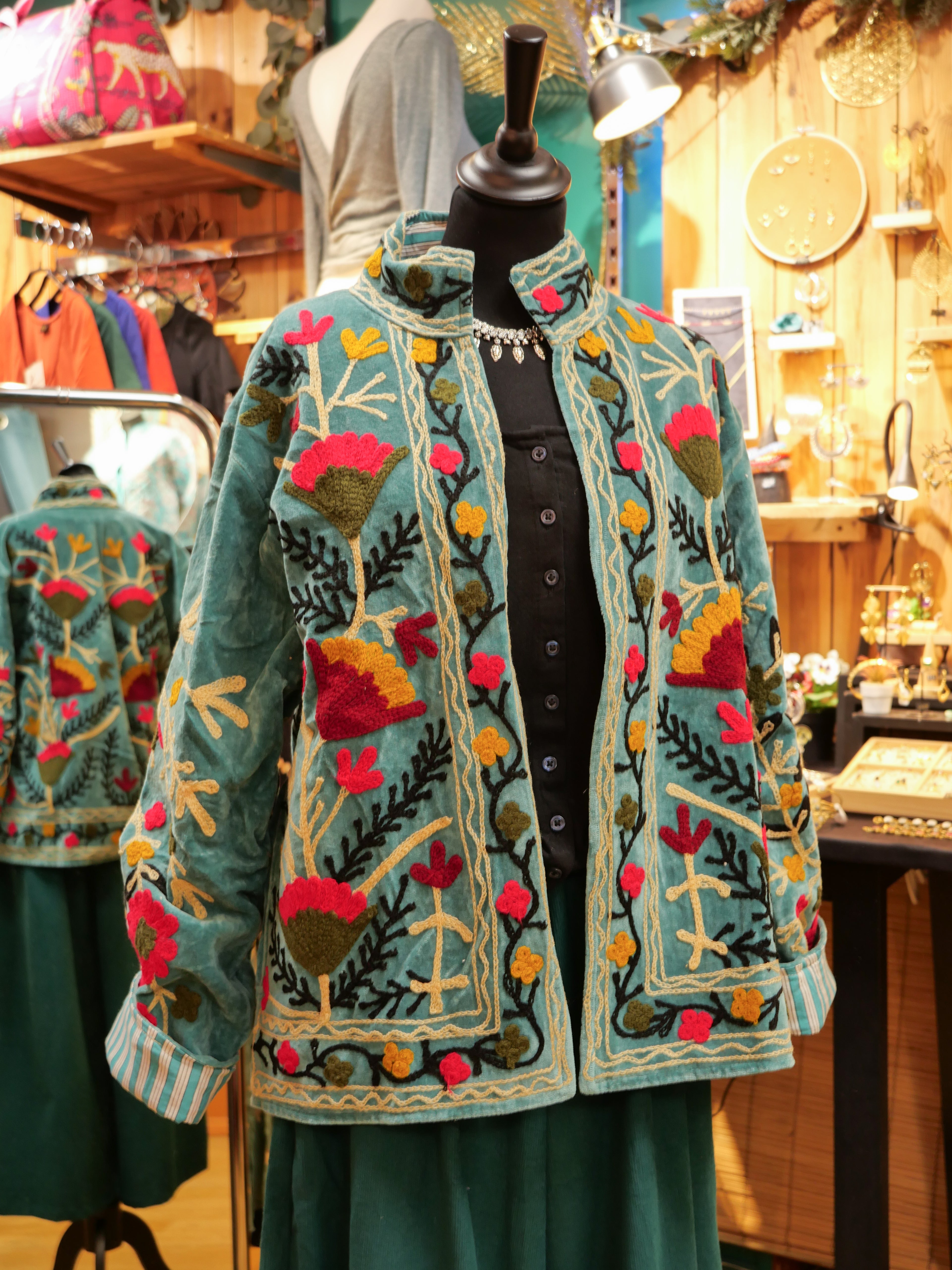 La Veste brodée NÉRU - Bleu ciel